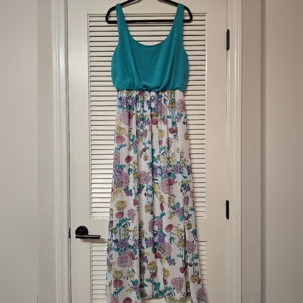 Bisou Bisou - Floral Sleeveless Long Flowly Maxi Dress With Lining